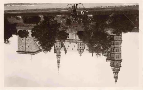 AK / Ansichtskarte Kronborg Slot Helsingor DK Kronborg-Slot Schloss Turm Fahrrad Burgmauer Baeume Renaissance