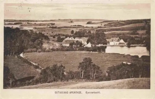 AK / Ansichtskarte Aabenraa Apenrade DK Gjennerbucht Bucht Landschaft Wiesen Baeume Gutshof Wasser Panorama