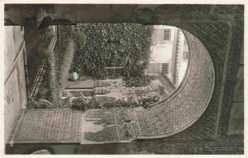 AK / Ansichtskarte SEVILLA Andalucia ES Alcazar Torbogen Innenhof Efeu Maurische-Ornamentik S/W