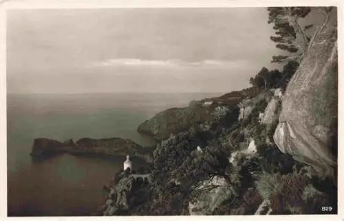 AK / Ansichtskarte Miramar MALLORCA Isla Baleares ES Costa-de-Miramar Kueste Klippen Meer Bucht Leuchtturm Baeume Felsen