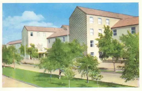 AK / Ansichtskarte Aarhus Arhus DK Universitetet Universitaet Wohnheime Modernearchitektur Baeume Rasen