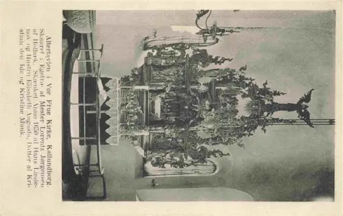 AK / Ansichtskarte Kallundborg Kalundborg DK Vor-Frue-Kirke Altertavlen Altar Eichenholz Schnitzerei Barockaltaraufsatz