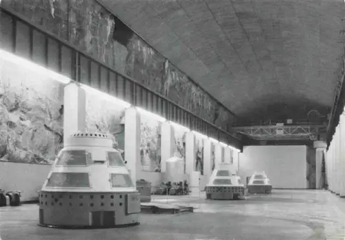 AK / Ansichtskarte Harsprangets Kraftstation Porjus Jokkmokk Sweden Harsprånget Kraftstation Maskinsalen Turbinen Wasserkraftwerk Kaverne Stollen