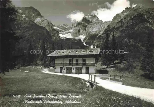 AK / Ansichtskarte Fischleinthal Val Fiscalina Suedtirol IT Dolomitenhof-Nebenhaus Albergo-Dolomiti Touristenhaus Schuster Val-Fiscalina Dolomiten Berghuette Felsgipfel