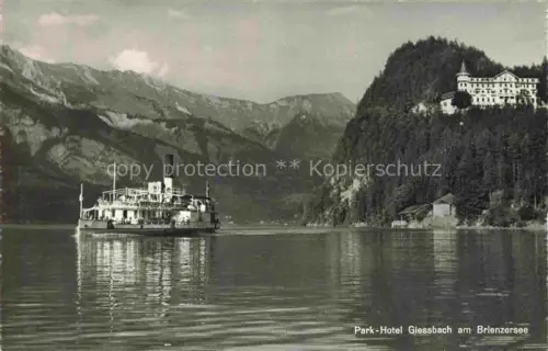 AK / Ansichtskarte Giessbach Giesbach Brienzersee BE Park-Hotel-Giessbach Brienzersee Dampfschiff See Felsen Hotel