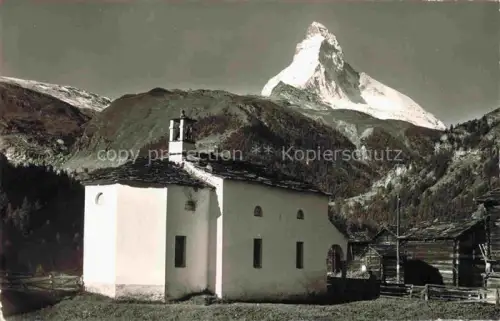 AK / Ansichtskarte ZERMATT VS Winkelmatten Matterhorn Kapelle Bergdorf Holzhaeuser Wiese Herbst