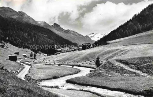 AK / Ansichtskarte DAVOS GR Dischmatal Flueela-Schwarzhorn Scalettagletscher Tal Bach Wiese Bergdorf Schneeberge