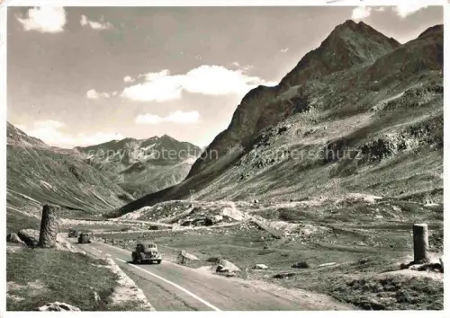 AK / Ansichtskarte Capalotta Julierpass GR Roemersaeulen Julierpass Engadin Passstrasse Autos Hochgebirge Bergtal
