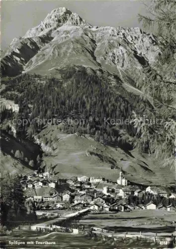 AK / Ansichtskarte Spluegen Hinterrhein GR Teurihorn Spluegen Bergdorf Kirche Dorfansicht Nadelwald Berge