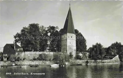 AK / Ansichtskarte Solothurn Soleure SO Krummturm Aare Stadtmauer Turm Fluss Boot Baeume