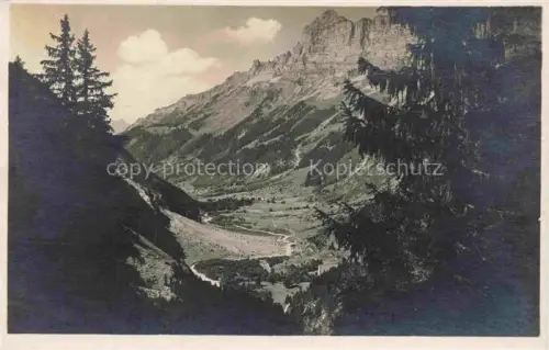 AK / Ansichtskarte Gadmen Oberhasli Sustenpass BE Sustenpass Taellistock Berge Tal Fluss Tannen Alpen Panorama