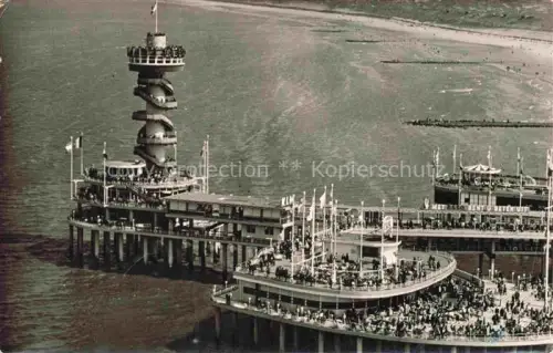 AK / Ansichtskarte SCHEVENINGEN Zuid-Holland NL Pier Seebruecke Turm Nordsee Strand Badegaeste Fliegeraufnahme