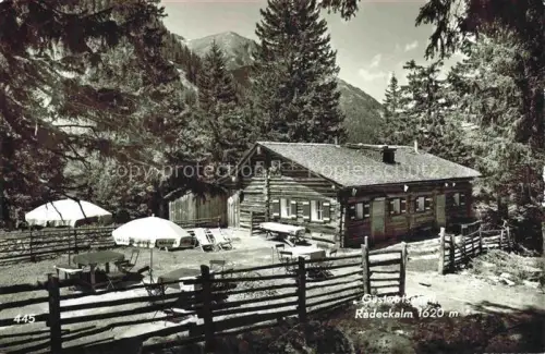 AK / Ansichtskarte Radeckalm Ankogel 3263m Ankogelspitze Kaernten AT Radeckalm Gasthaus Almhuette Berge Tannenwald Terrasse Sonnenschirme Ankogel