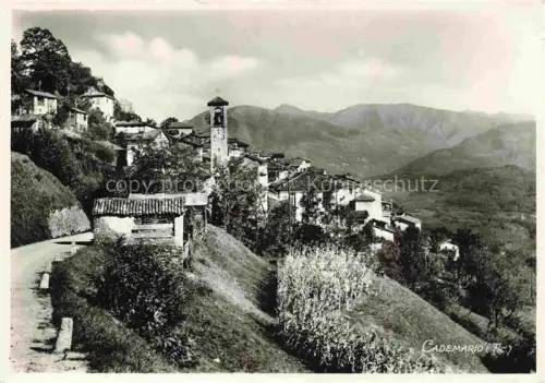 AK / Ansichtskarte Cademario LUGANO TI Cademario Dorfansicht Kirchturm Bergdorf Strasse Haeuser Berge
