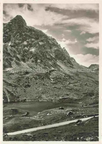 AK / Ansichtskarte Julierpasshoehe 2284m GR Julier-Passhoehe Piz-dellas-Colonas Bergsee Gebirge Hochalpin Passstrasse