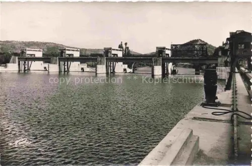 AK / Ansichtskarte Luzech Cahors 46 Lot Retenue-d Eau Centrale-Électrique Staudamm Wehr Lot Wasserwirtschaft