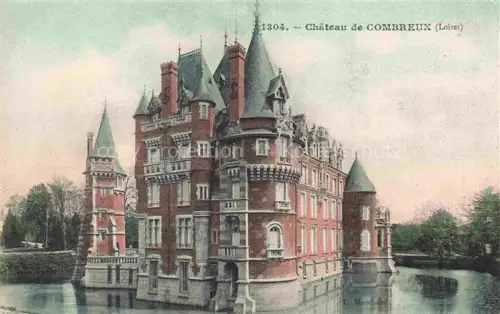 AK / Ansichtskarte Combreux 45 Loiret Château Wassergraben Tuerme Backstein Park Baeume Spiegelung