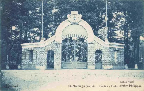 AK / Ansichtskarte MONTARGIS 45 Loiret Porte-du-Stade Philippon Eingangstor Jugendstil Schmiedeisen Baeume Fahnenmast