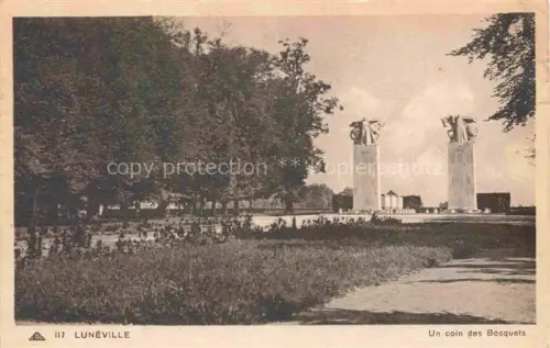 AK / Ansichtskarte LUNEVILLE 54 Meurthe-et-Moselle Bosquets Park Denkmal Skulpturen Baeume Garten