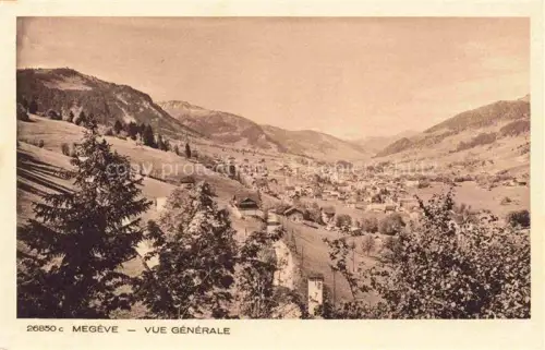 AK / Ansichtskarte Megeve Bonneville 74 Haute-Savoie Vue-générale Tal Bergdorf Berglandschaft Wiesen Wald Haeuser Berge