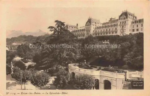 AK / Ansichtskarte Evian-les-Bains Thonon-les-Bains 74 Haute-Savoie Splendide-Hôtel Parkanlage Baeume Berge Arkaden Belle-Epoque
