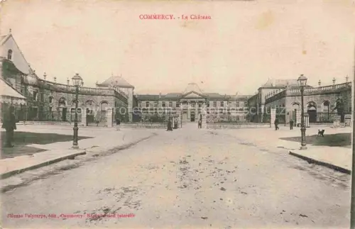 AK / Ansichtskarte COMMERCY 55 Meuse Château Schloss Allee Laternen Vorplatz Eingangstor Passanten Kaserne