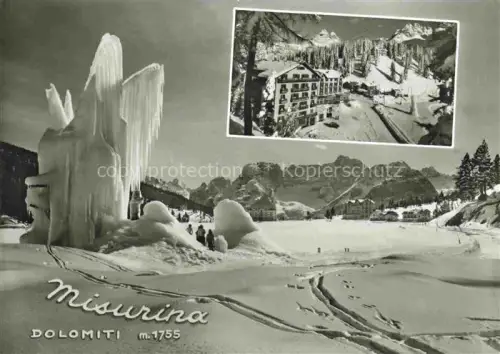 AK / Ansichtskarte Misurina Veneto IT Eisskulptur Winterlandschaft Dolomiten Hotel Schnee See Bergpanorama