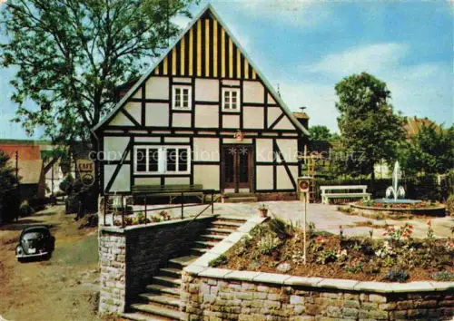 AK / Ansichtskarte Gottsbueren Trendelburg KAssEL Hessen Café-Pension-Margraf Fachwerkhaus Reinhardswald Brunnen Garten VW-Kaefer