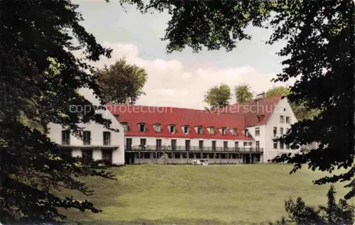 AK / Ansichtskarte Barsinghausen Niedersaechsisches-Fussball-Verbandsheim Verbandsheim Deister Rasen Baeume Balkon rotes-Dach weisses-Gebaeude