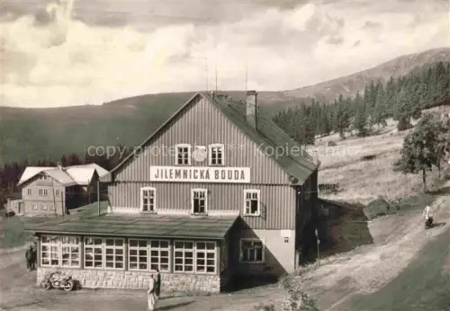 AK / Ansichtskarte Horni Misecky Jilemnicka-Bouda Berghuette Krkonose Horni-Misecky Berge Wald Wiesen