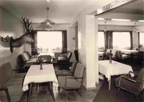 AK / Ansichtskarte Riezlern Kleinwalsertal Vorarlberg AT Pension-Haus-Helios Gaststube Hirschkopf Kleinwalsertal Speisesaal