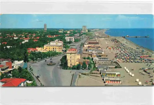 AK / Ansichtskarte Cervia MILANO MARITTIMA Emilia-Romagna IT Strand Strandkabinen Promenade Hochhaeuser Adriakueste Badeort Luftbild