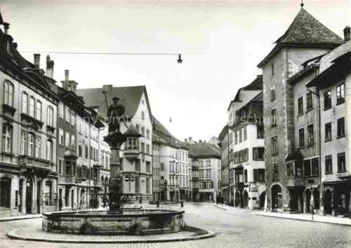 AK / Ansichtskarte SCHAFFHAUSEN  SH Fronwagplatz Marktbrunnen Brunnen Marktplatz Altstadt Geschaefte Kopfsteinpflaster Turm Wohngebaeude