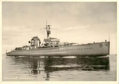 AK / Ansichtskarte BERLIN  CITY Panzerschiff Deutschland Kriegsschiff Marine S/W-Foto