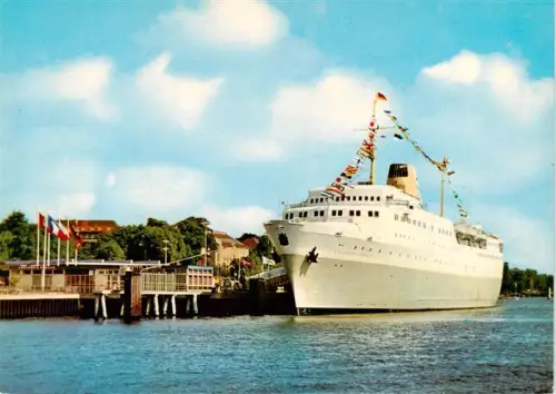 AK / Ansichtskarte KIEL  CITY Oslo-Kai Faehrschiff Kronprinz-Harald Girlanden Flaggen Hafen