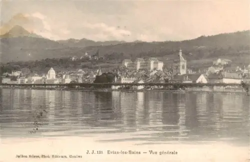 AK / Ansichtskarte Evian-les-Bains Thonon-les-Bains 74 Haute-Savoie Lac-Léman See Alpen Ufer Stadtansicht Kirche Gebaeude Berge
