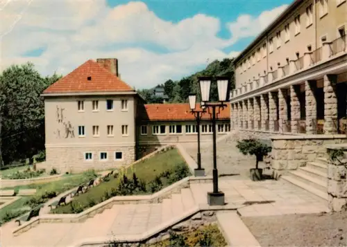 AK / Ansichtskarte Bad Berka FDGB-Sanatorium Kurgebaeude Arkaden Laterne Garten Volkssolbad