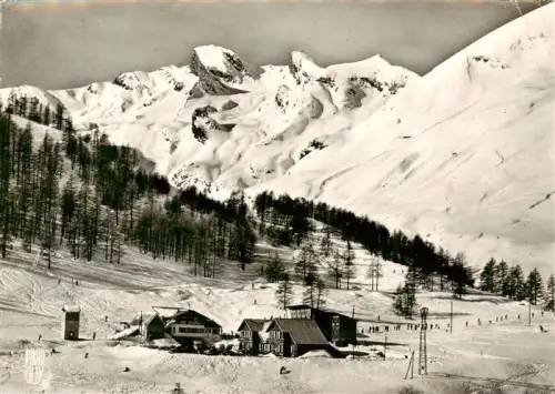 AK / Ansichtskarte La Foux d Allos 04 Alpes-de-Haute-Provence La-Foux-d Allos Trois-Evêchés Skigebiet Winterlandschaft Schnee Nadelwald Bergstation