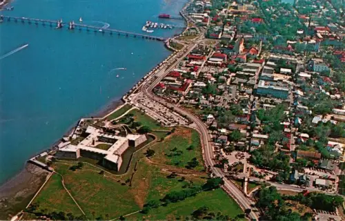 AK / Ansichtskarte St Augustine Florida USA Castillo-De-San-Marcos Bridge-of-Lions Bay-Front Fort Festung Bucht Luftbild