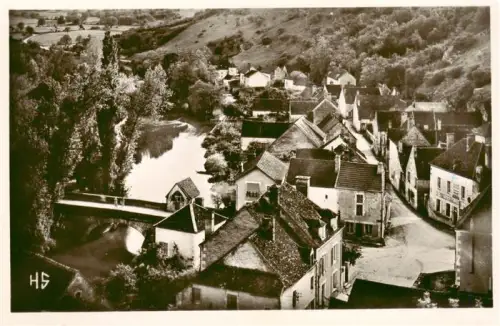 AK / Ansichtskarte Mailly-le-Chateau 89 Yonne Vallee-de-l Yonne Fluss Bruecke Dorf Felder Weiden Baeume Haenger Panorama