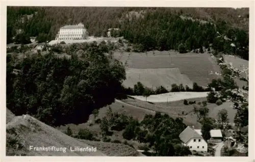 AK / Ansichtskarte Lilienfeld Niederoesterreich AT Frankstiftung Schloss Wald Felder Huegel Gebaeude