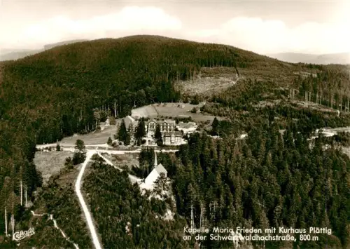 AK / Ansichtskarte Plaettig 800m Schwarzwaldhochstrasse BADEN-BADEN BW Kapelle-Maria-Frieden Kurhaus-Plaettig Schwarzwaldhochstrasse Luftbild Tannenwald Berghang