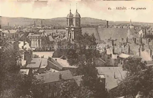 AK / Ansichtskarte SEDAN 08 Ardennes Stadtdaecher Kirchturm Kirche Fabrikschornsteine Huegel Panorama Wohnhaeuser
