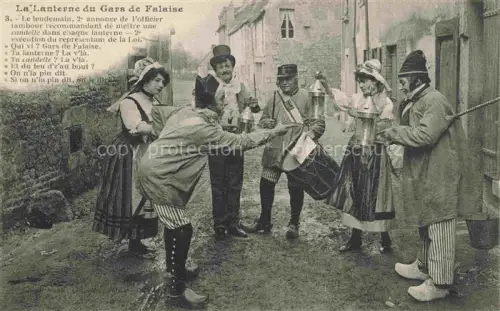 AK / Ansichtskarte Falaise  CAEN 14 Calvados Lanterne-du-Gars-de-Falaise Tambour Laternen Humor Gruppe Tracht Holzschuhe