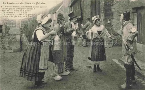 AK / Ansichtskarte Falaise  CAEN 14 Calvados Lanterne-du-Gars-de-Falaise Laternen Humor Gruppe Tracht Holzschuhe Dorfszene