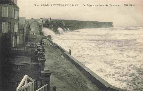 AK / Ansichtskarte Arromanches-les-Bains Bayeux 14 Calvados La-Digue Tempête Wellen Strandpromenade Klippen Meer Haeuser