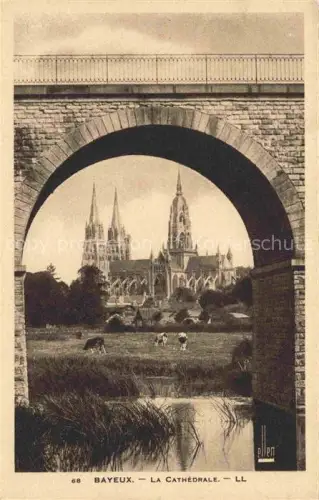 AK / Ansichtskarte BAYEUX 14 Calvados La-Cathédrale Kirchturm Brueckenbogen Kuehe Wiese Fluss Rue-Letellier