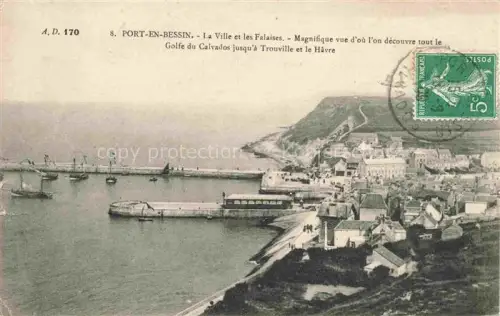 AK / Ansichtskarte Port-en-Bessin-Huppain BAYEUX 14 Calvados La-Ville-et-les-Falaises Hafen Falaises Kueste Stadtansicht Segelboote Pier