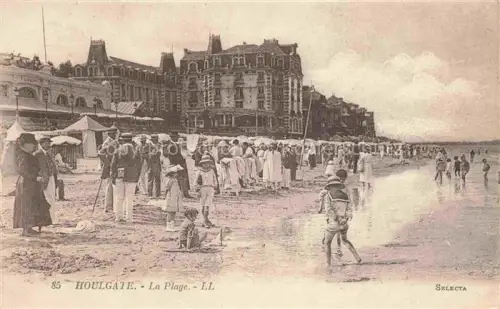 AK / Ansichtskarte HOULGATE Lisieux 14 Calvados Plage Strand Badegaeste Passanten Grand-Hôtel Meer Kinder