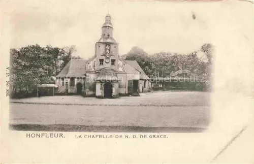AK / Ansichtskarte HONFLEUR Lisieux 14 Calvados Chapelle-Notre-Dame-de-Grâce Kapelle Kirchturm Baeume Platz